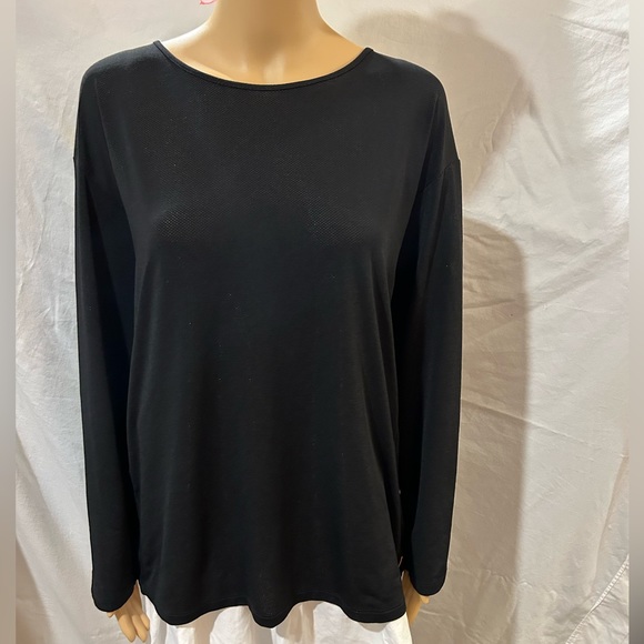 Lucy.com Black, split back, long sleeve top. Sz S - Picture 2 of 9